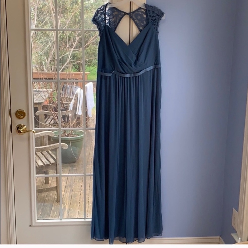 Blue elegant dress